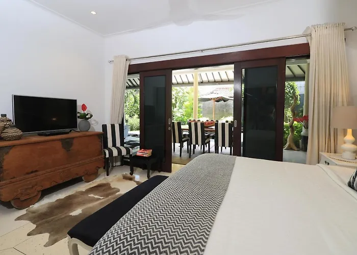 Villa Bloom 1 - 4 Bedrooms, 4 Bathrooms, Private Pool Close To The Seminyak (Bali)