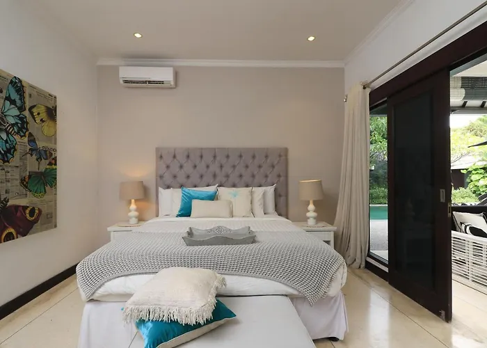 Bloom 1 - 4 Bedrooms, 4 Bathrooms, Private Pool Close To The Seminyak (Bali)