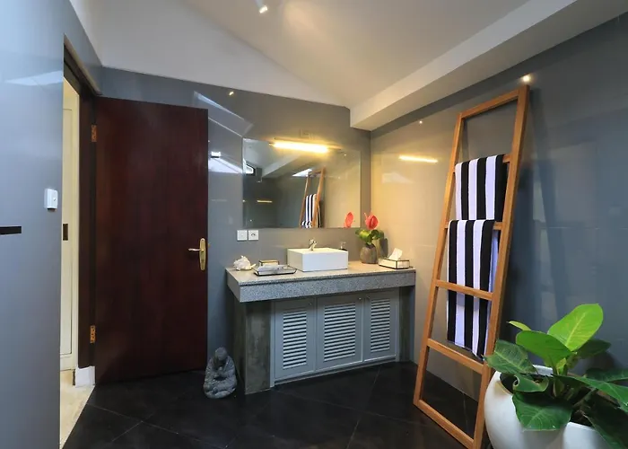 Bloom 1 - 4 Bedrooms, 4 Bathrooms, Private Pool Close To The *